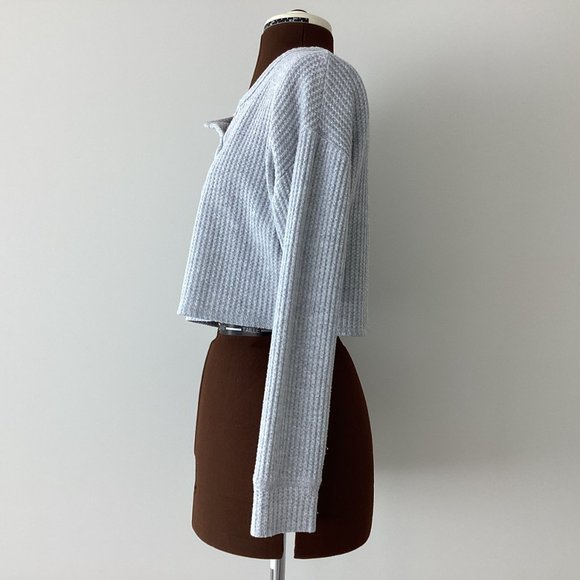 Waffle Knit Long Sleeve Crop Top - Picture 5 of 7